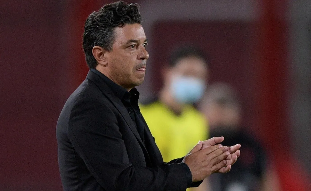 Marcelo Gallardo prepara el equipo que enfrentará a Argentinos por la Copa Libertadores.