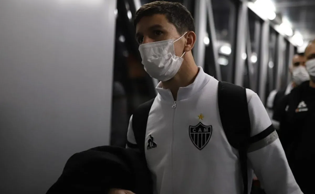 Nacho podría ser titular este martes en la Bombonera