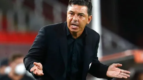 Marcelo Gallardo mostró cierta molestia por los cambios en el regreso.