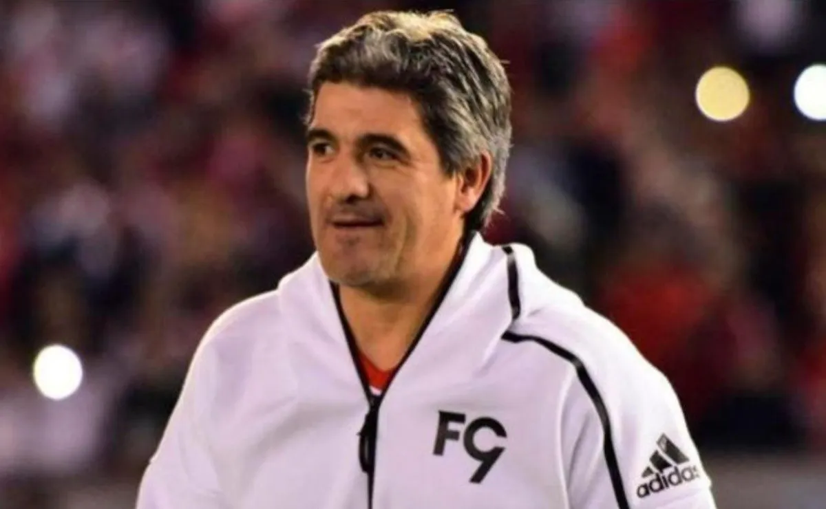 "Carrascal se tiene que dar cuenta que lleva la 10 de River"