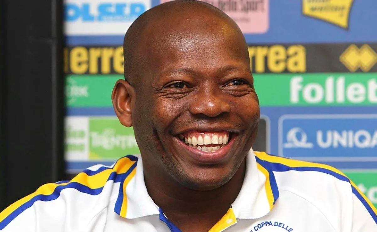 Faustino Asprilla, ex gloria de la Selección Colombia manifestó que le hubiese gustado jugar en River y además habló del presente de Rafael Santos Borré.