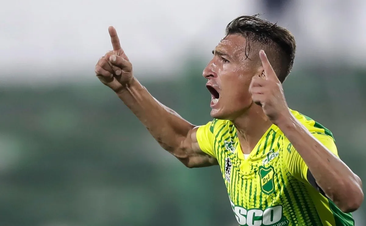 El delantero estuvo a punto de dejar el fútbol por una enfermedad.