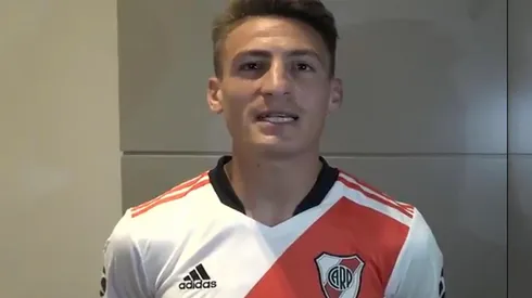 Romero se mostró por primera vez con la banda roja puesta.