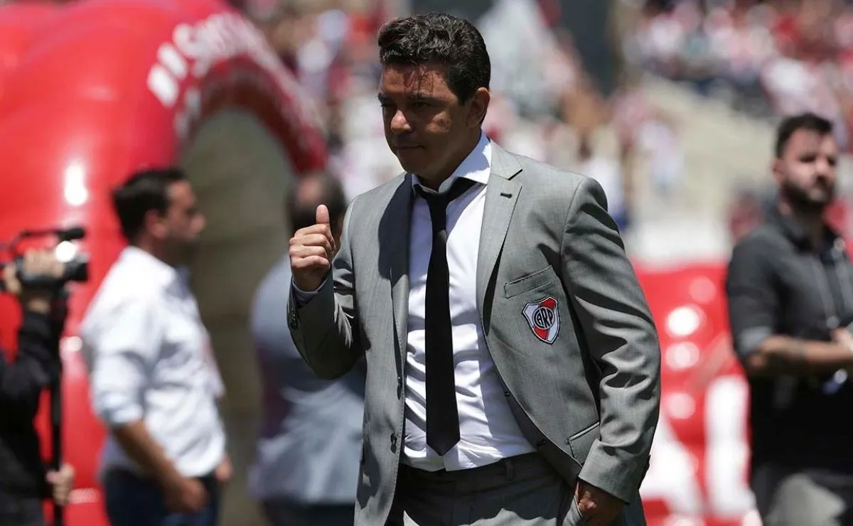 Marcelo Gallardo contó que tuvo posibilidades de emigrar de River al fútbol europeo pero que decidió quedarse en Núñez.