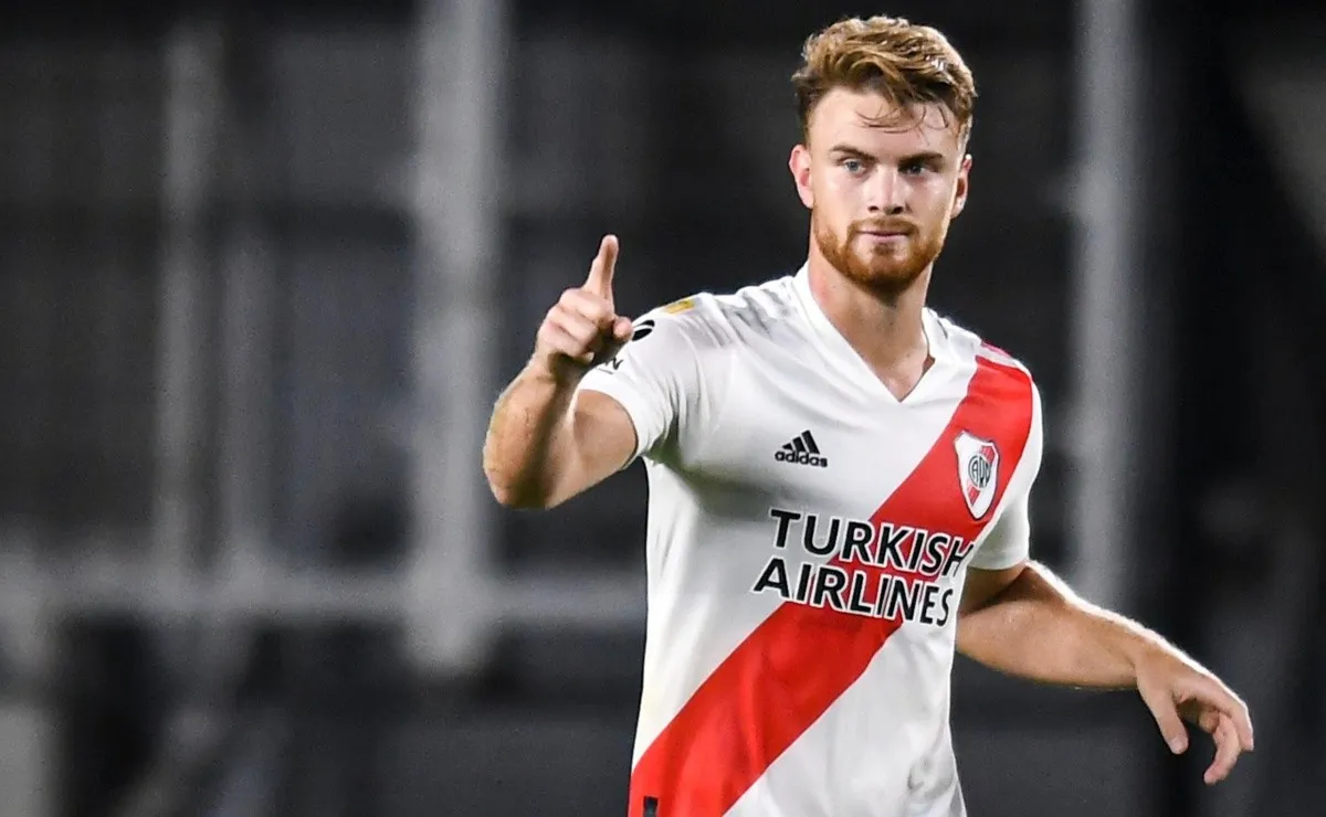 Lucas Beltrán está en la órbita de Colón de Santa Fe, el primer rival de River en la próxima Liga Profesional.