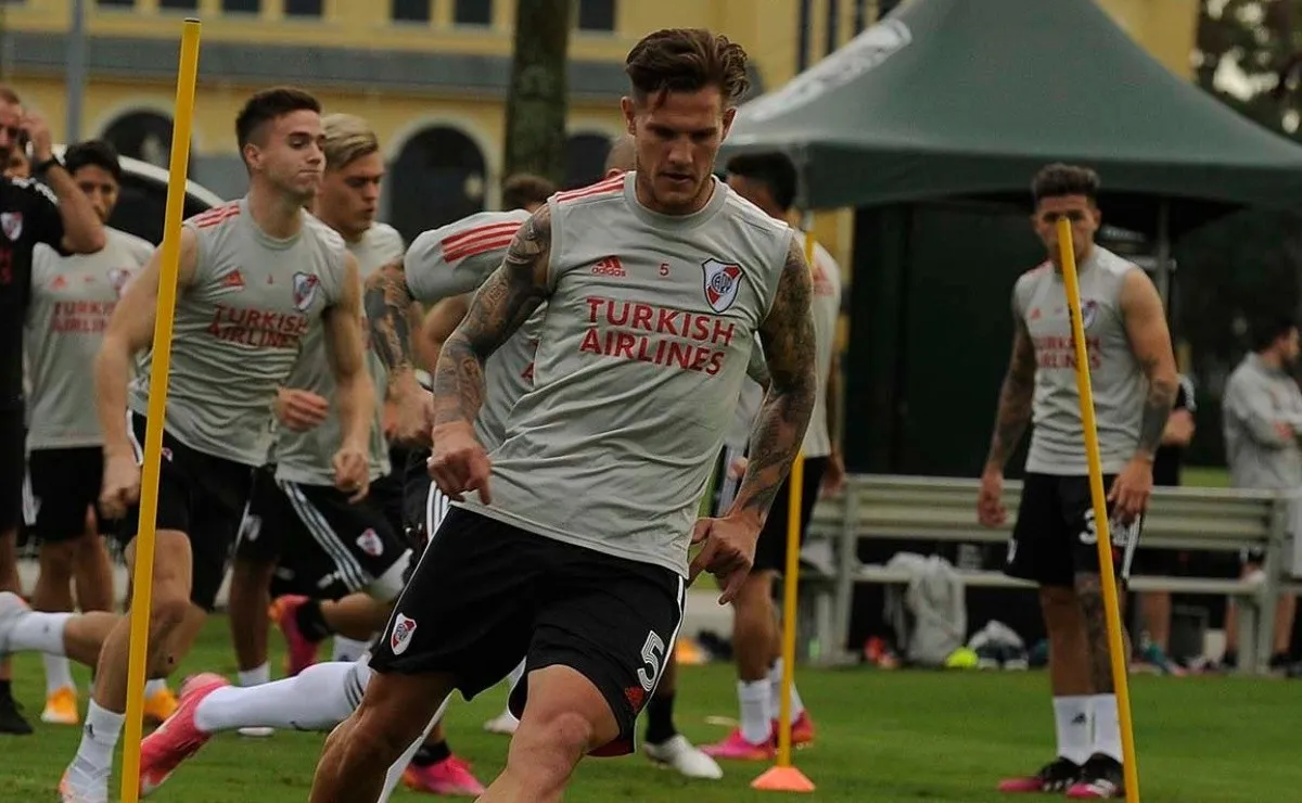 Bruno Zuculini continuará en River por pedido de Gallardo, el volante había recibido una oferta del fútbol italiano para emigrar a préstamo.