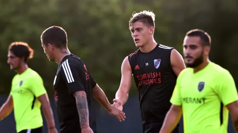 El goleador de la tarde fue Girotti con un doblete.