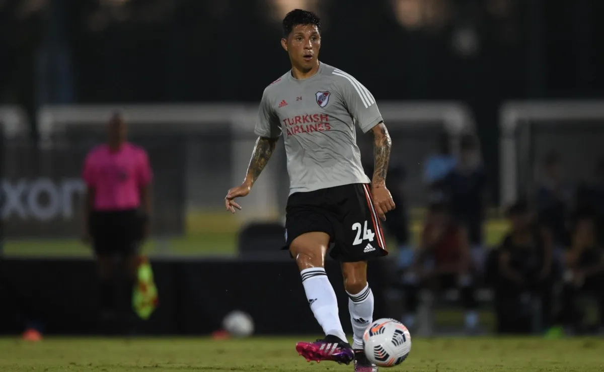 Enzo Pérez fue titular en el primer amistoso de River