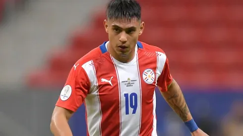 Santiago Arzamendia, el defensor paraguayo que interesa en River