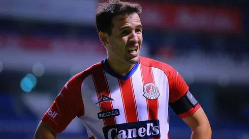 El uruguayo es jugador libre y escucha ofertas.