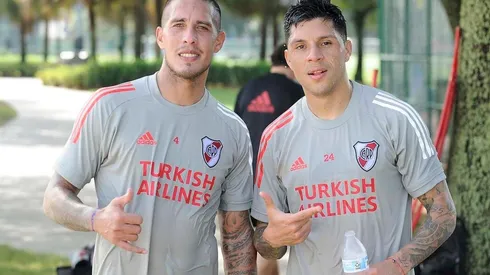 Jonatan Maidana junto a Enzo Pérez tras el entrenamiento de este miércoles en la pretemporada que el plantel realiza en Orlando.