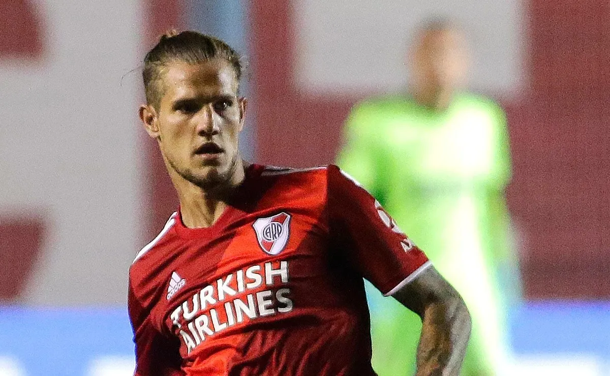 El volante tiene contrato con el Millonario hasta junio de 2022.
