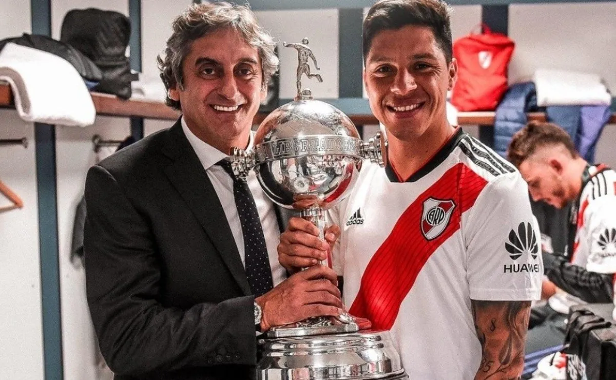 Enzo Francescoli y Enzo Pérez levantaron la Copa Libertadores con River.