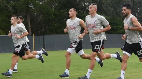 Peña, Lecanda y Girotti pasaron por la peluquería de los más grandes del plantel.