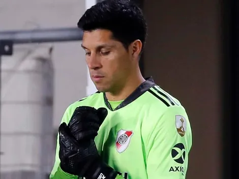 Los hinchas arrasaron con el buzo verde de Enzo