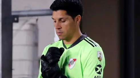 Los fanáticos de River agotaron la edición limitada que sacó la marca que viste al Más Grande del buzo verde que usó Enzo Pérez ante Santa Fe por la Libertadores.