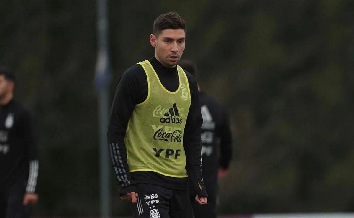 Gonzalo Montiel saldría del equipo en el partido entre Argentina y Uruguay por la Copa América de Brasil 2021. Nahuel Molina jugaría en su lugar.