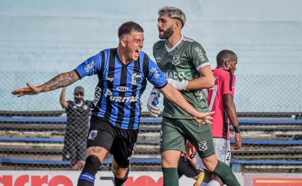 El delantero uruguayo fue ofrecido al Millonario en las últimas horas.