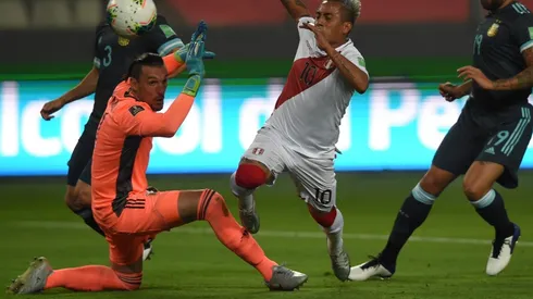 Franco Armani sigue dando positivo en el PCR y de continuar así no podrá estar en la Copa América de Brasil 2021.