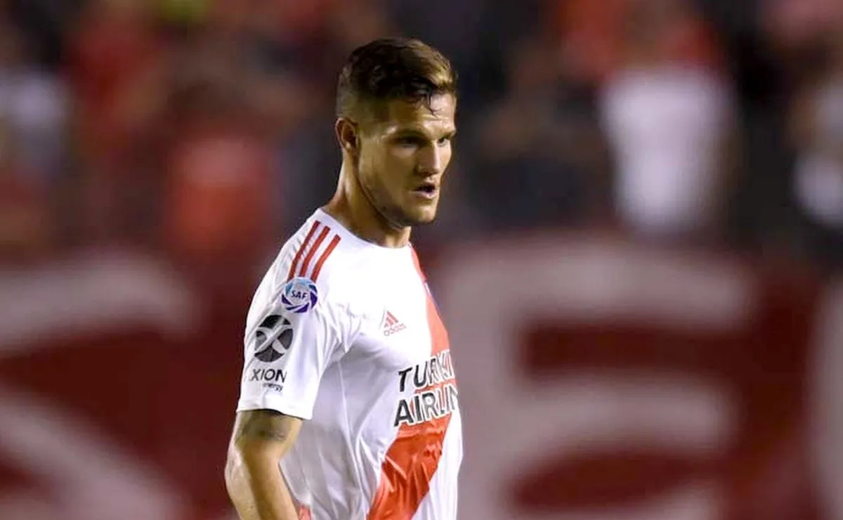 El mediocampista tiene contrato con River hasta junio de 2022.