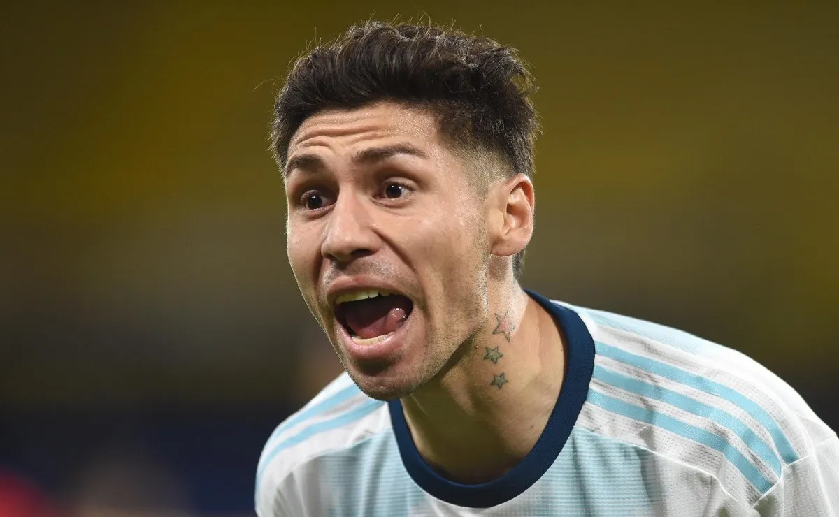 Cachete ocupó el lateral derecho ante Colombia.