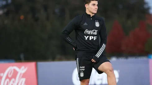 Julián Álvarez irá al banco de suplentes esta noche frente a Chile