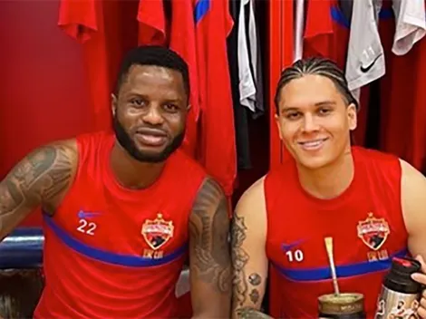 Juanfer lleva a River a todos lados