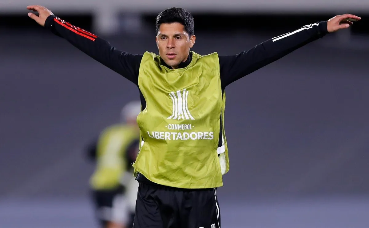 Enzo Pérez,el ídolo de River que tuvo una complicada infancia en Mendoza. Su amor por el fútbol y el vínculo con sus papá que sigue jugando.