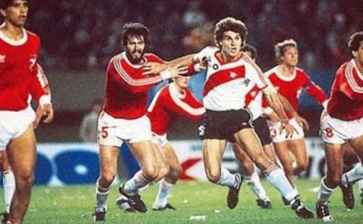River y Argentinos protagonizaron un cruce histórico en la Copa Libertadores.