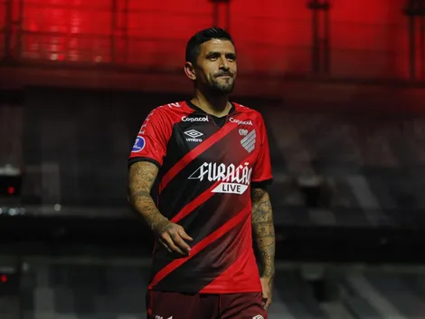 A pura emoción: así fue el adiós de Lucho González