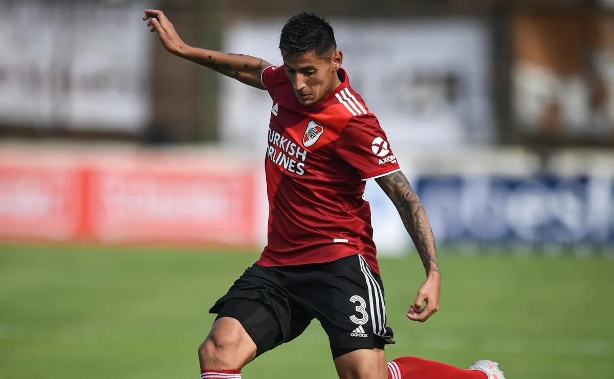 Fabrizio Angileri se refirió a su situación con el Covid, a la actuación de Enzo Pérez ante Santa Fe y también a su adaptación a River, además valoró al Muñeco Gallardo.