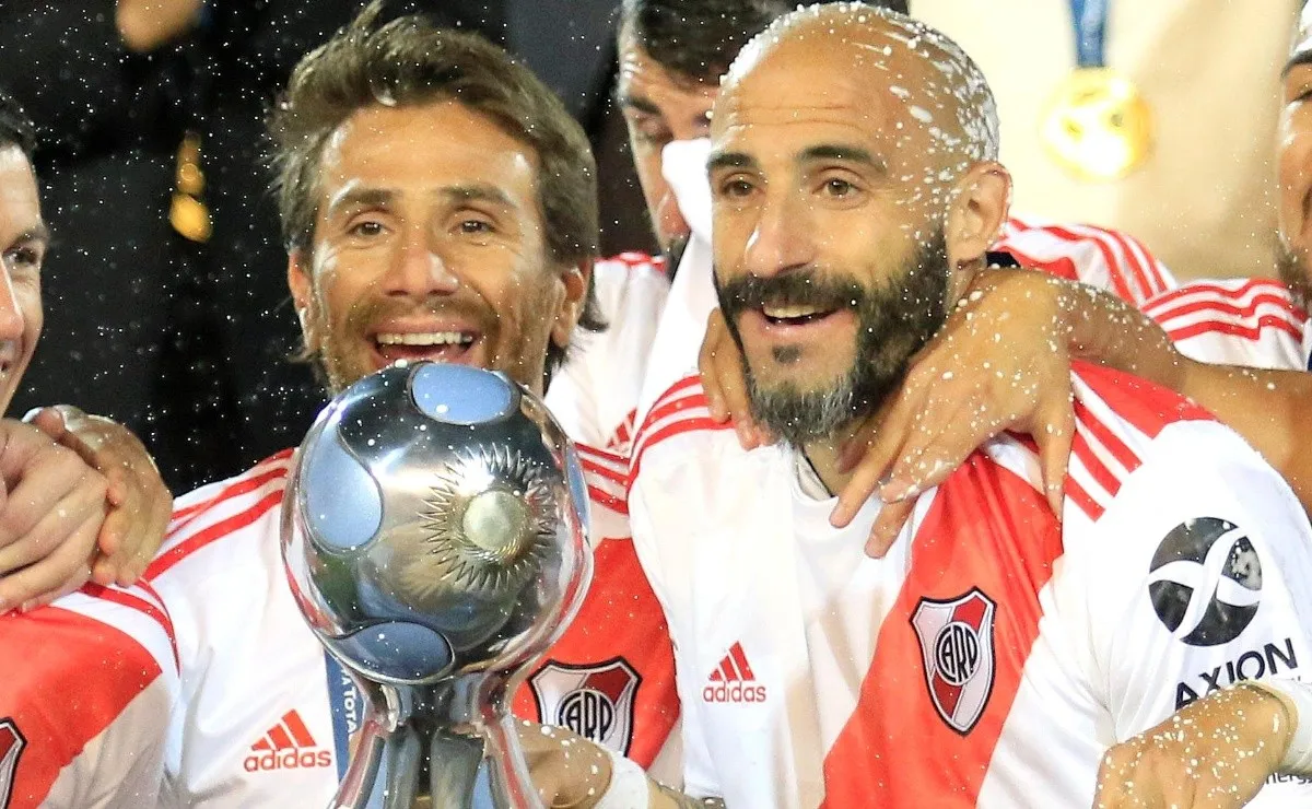 Leonardo Ponzio y Javier Pinola continuarían en River por lo menos hasta fin de año.