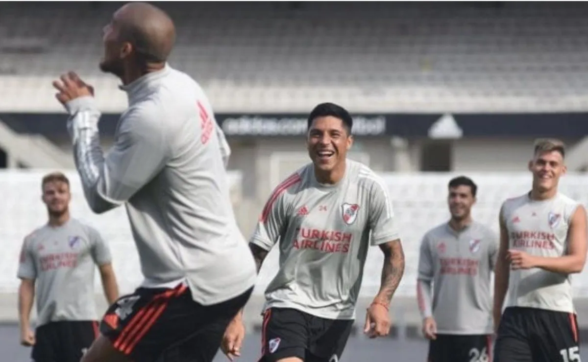 Enzo Pérez suele ser uno de los arqueros en los picados informales de River