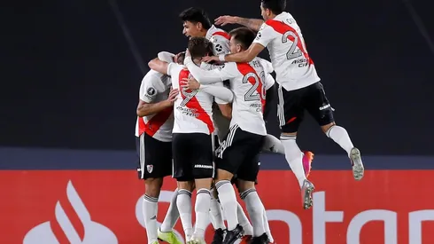 Fabrizio Angileri y Julián Álvarez marcaron para el Millonario ante Santa Fe.