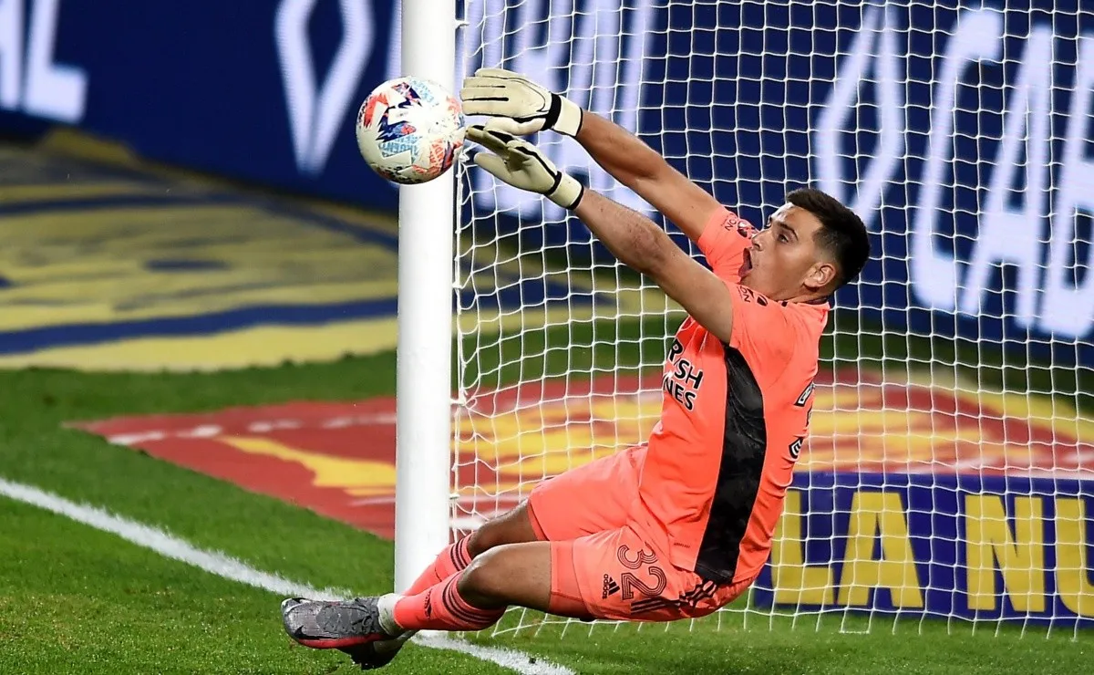 Alan Díaz debutó en un Superclásico y nunca más jugó en River.