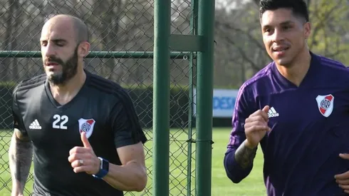 Enzo Pérez y Pinola tienen chances de jugar mañana en la Copa Libertadores.
