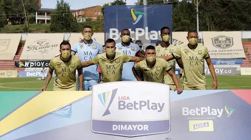 En Colombia, Aguilas Doradas tuvo que salir a disputar un partido frente a Boyacá Chicó con solo siete jugadores.