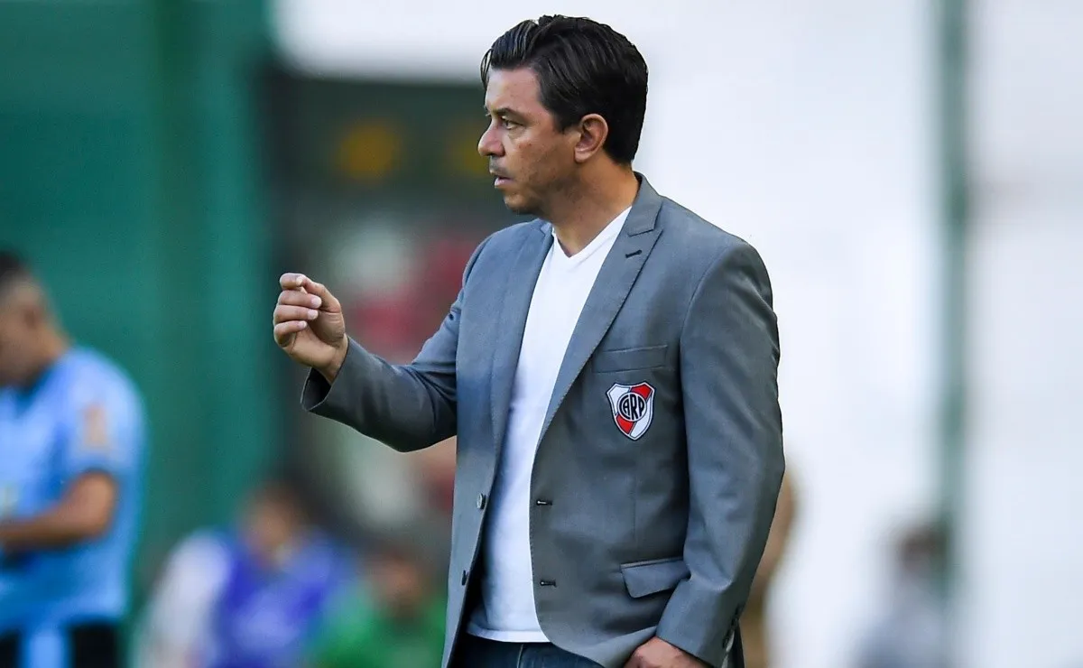 Marcelo Gallardo estuvo en contacto con los futbolistas contagiados, pero no presentó síntomas compatibles con el Covid.