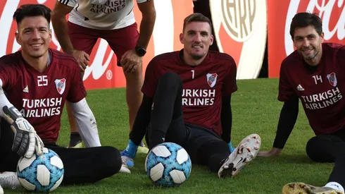 Bologna, Armani y Lux, contagiados al igual que el juvenil Petroli, cuarto arquero y titular de la Reserva.