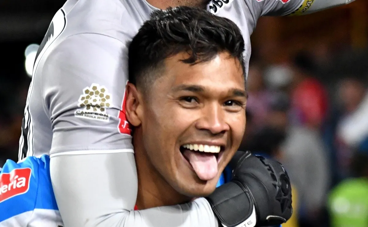 El colombiano no pudo estar presente en ninguno de los dos partidos ante River.