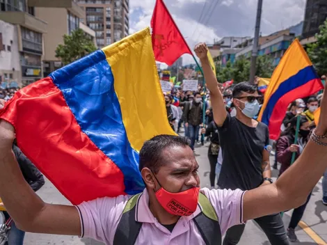 A pesar de los disturbios, el partido se juega