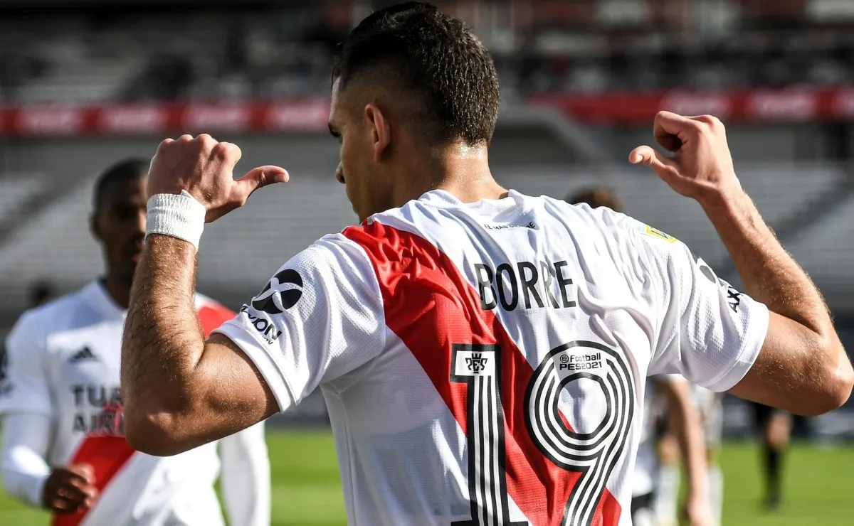 Rafael Santos Borré volvió a convertir tras cinco partidos. Fue el autor del segundo tanto de River contra Aldosivi por la Copa de la Liga Profesional.