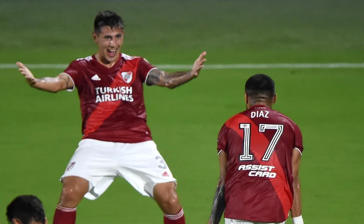 Por la cuarta fecha del Grupo D de la Copa Libertadores, River y Junior se enfrentan en el Estadio Romelio Martínez de la ciudad de Barranquilla.