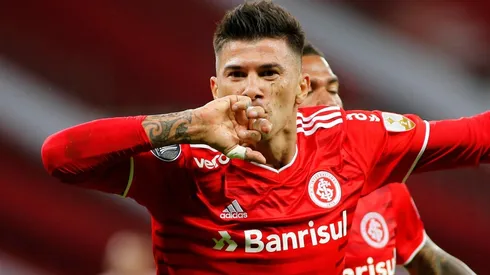 El defensor central de Internacional de Porto Alegre habló del respeto que le tienen a River y Boca en Brasil.