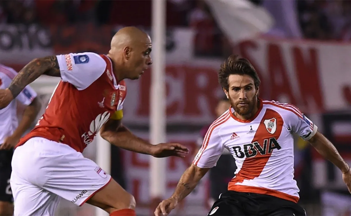 River se juega una parada compleja en Asunción ante Independiente Santa Fe.
