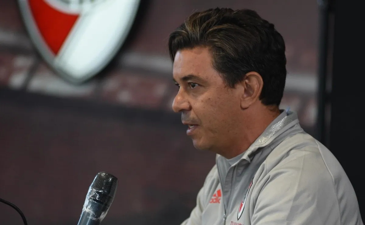 El Muñeco brindó una extensa conferencia de prensa en el River Camp en la previa del viaje a Colombia.