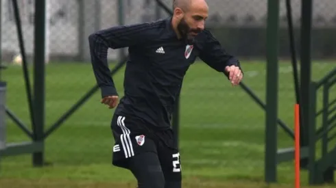 Javier Pinola sueña con poder jugar en este primer semestre de año