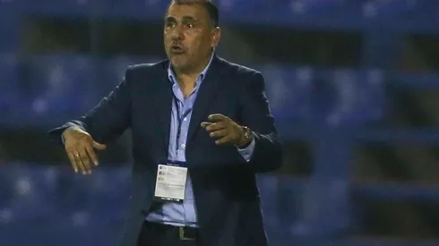 Pedro Sarabia, el ex defensor de River que actualmente dirige a 12 de Octubre de Paraguay, equipo que disputa la Copa Sudamericana 2021.