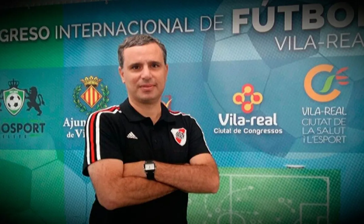 Gustavo Grossi explicó su salida de River y resaltó la admiración por Gallardo en Brasil.