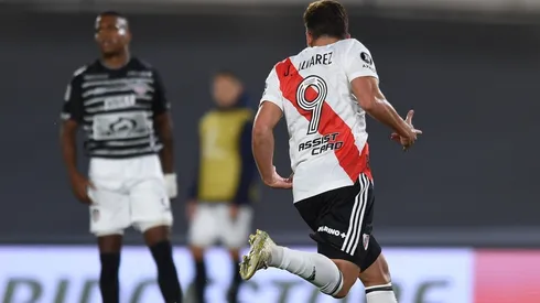La Araña finalizó una gran jugada colectiva de River y marcó el segundo tanto del Millonario ante Junior.